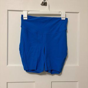 Lululemon | Base Pace High-Rise Short 6" | Size 6 | NWOT